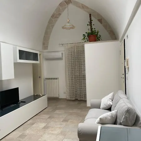 Casa Oberdan * Monopoli